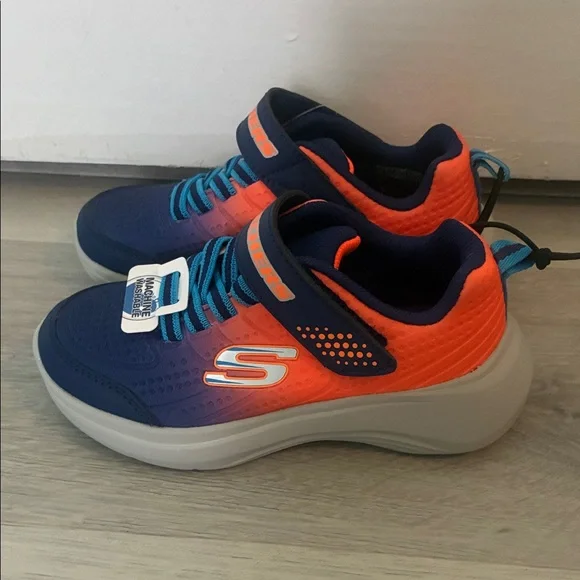 Skechers Kids' Blue and Orange Sneakers Brand New US Size 11 - Picture 2 of 6